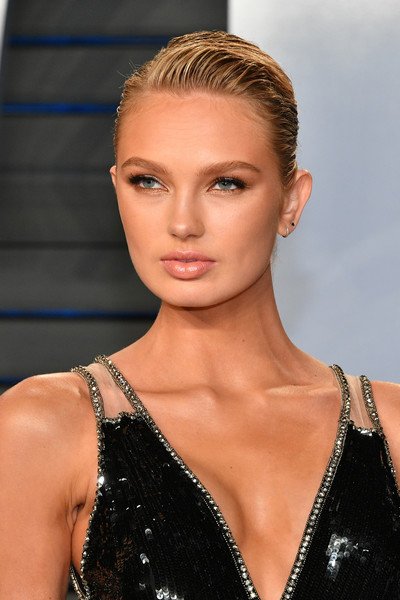 AngelsOnRunway's tweet photo. What a beauty. 💕 https://t.co/hshO9ub3gE