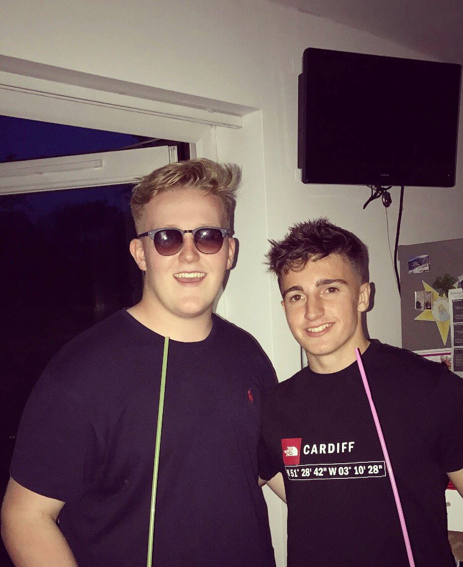 Dafbuckland's tweet photo. Happy birthday u knob♥️♥️ @jackwatkins77 https://t.co/Wi09lzraQe