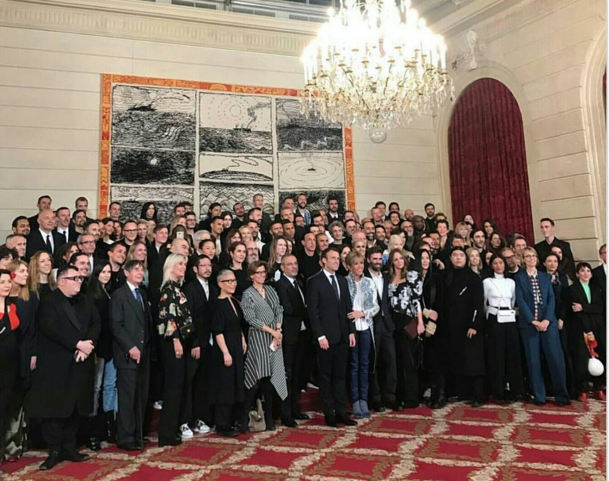 ORageetDesepoir's tweet image. Coucou les PAUVRES 😆 c'est VOUS QUI PAYEZ !!! #DinerDesCreateurs #MacronTrogneux