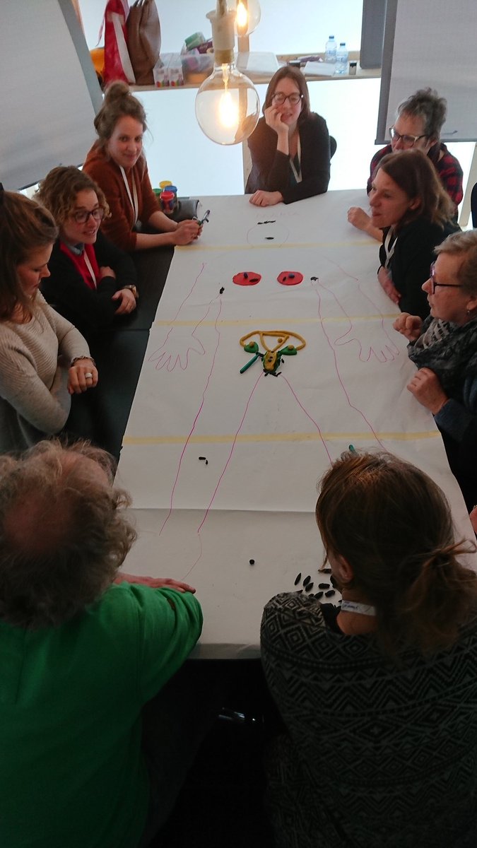 AwrnssAcdmy's tweet image. Een kleine sfeerimpressie van de tweede dag #AdvisiumExperience (1/2). Ontmoeten, verbinden en kennis delen @sHeerenLoo #Advisium.