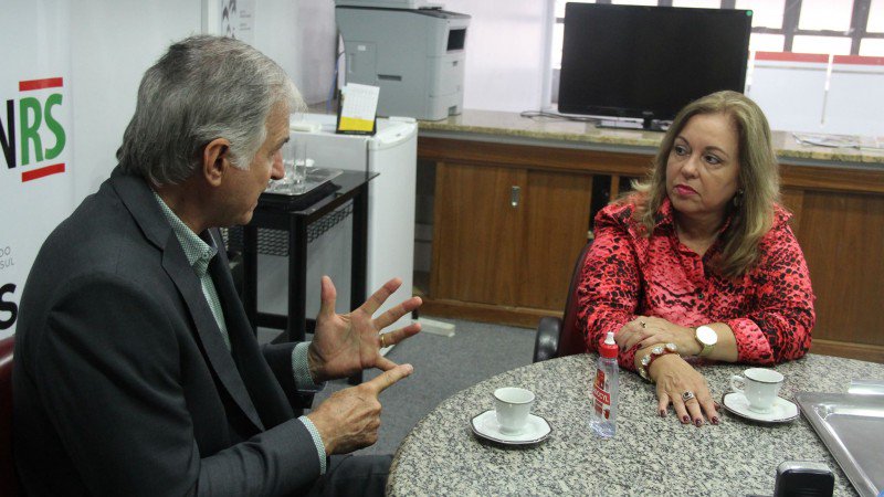 OSul_noticias's tweet photo. O Procon RS multou a #Trensurb pelo aumento no valor das tarifas https://t.co/rx3753CXyK #Multa #ProconRs https://t.co/cmin3ciM7k