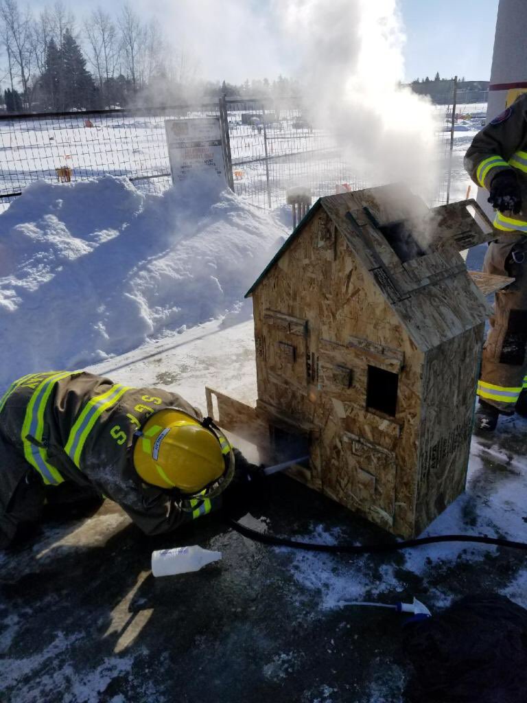 IAFFLocal3021's tweet image. How important is closing your door? So important we study #FlowPaths to better understand it. #CloseBeforeYouDoze #VentTraining @UL_FSRI 

For more info: closeyourdoor.org
