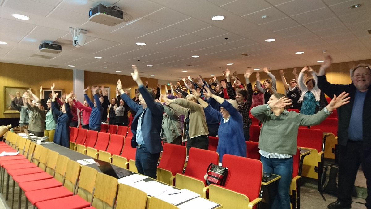 SiltaYhtklubi's tweet photo. Järjestöjen ilta Keski-Pohjanmaalla. @PKSotu toi parastamisterveisiä ja #Kostiry #KPJärjestö2.0 kyselytuloksia. Yhteinen tahtotila oli selkeä; #järjestöneuvottelukunta perustetaan turvaamaan yhteys poliittisiin päättäjiin ja valvomaan järjestökentän etuja. @KP2019fi @STEAtekoja https://t.co/nZmXtsfry3