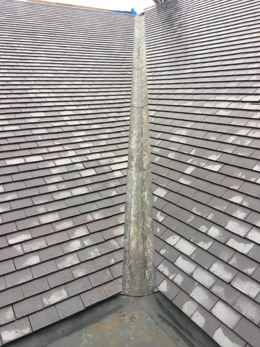 JMRoofs01's tweet photo. Looking good now the snow had gone https://t.co/iAogw5310x
