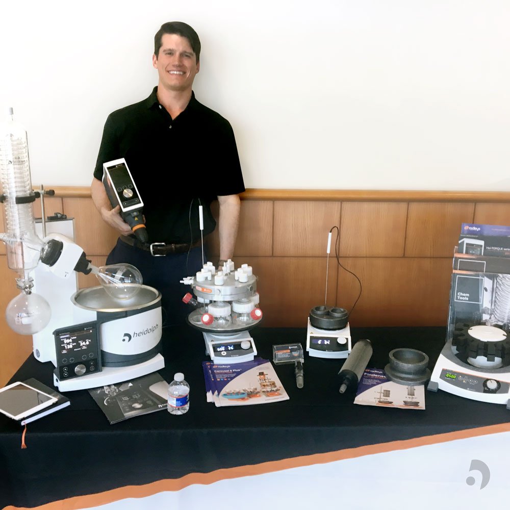 HeidolphNA's tweet photo. From #Rotovaps to #Shakers &amp; everything in between, investing in Heidolph equipment, means investing in maximizing #productivity. #Carousel6 allows you to #reflux 6 round bottom flasks simultaneously and Hei-Connect's fast mode allows for rapid heat-up of your #hotplate. https://t.co/YauLfTo77o