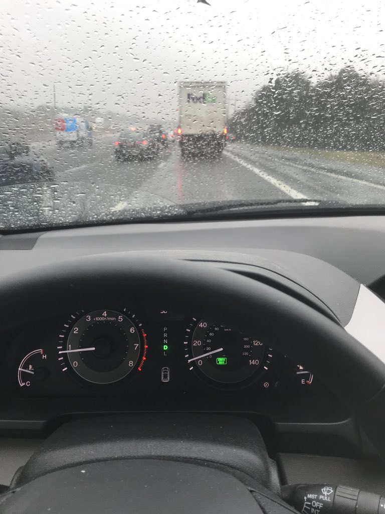 Robinson08Stacy's tweet photo. When your reminder says swim lessons in 20 minutes and traffic is light ?!? Something isn’t telling the truth https://t.co/gGsGxh0oP9