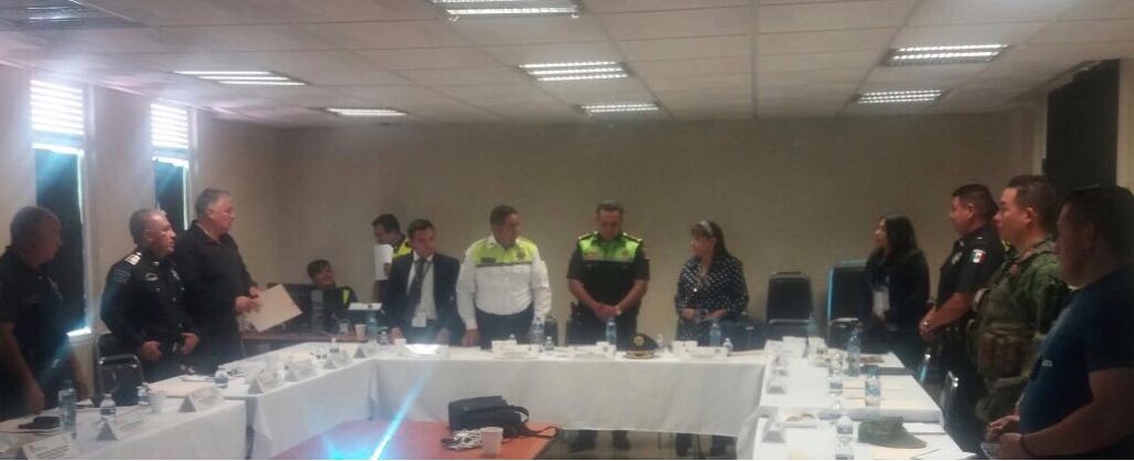 cemecaedomex's tweet photo. La Subdirección Ecatepec participa en la Reunión Conjunta de los Subgrupos Estado- Municipios zona Zumpango dando a conocer las acciones de supervisión en coordinación con las corporaciones policiales y se acuerdan estrategias par la vigilancia de las medidas cautelares https://t.co/amGKB94EFY