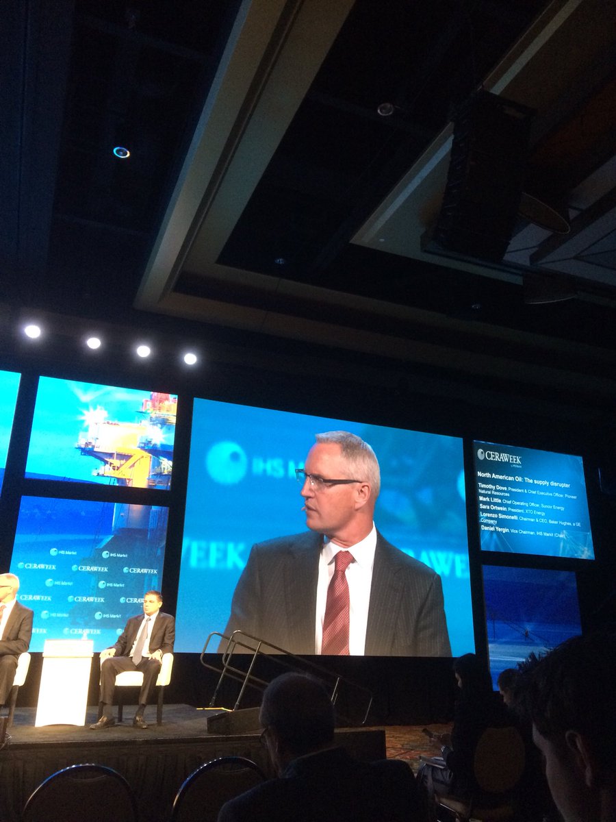 ArleneJS's tweet photo. Mark Little from @Suncor explains how PM Trudeau and Premier Notley support new pipelines to improve access to markets. https://t.co/vDO1u8LwLg