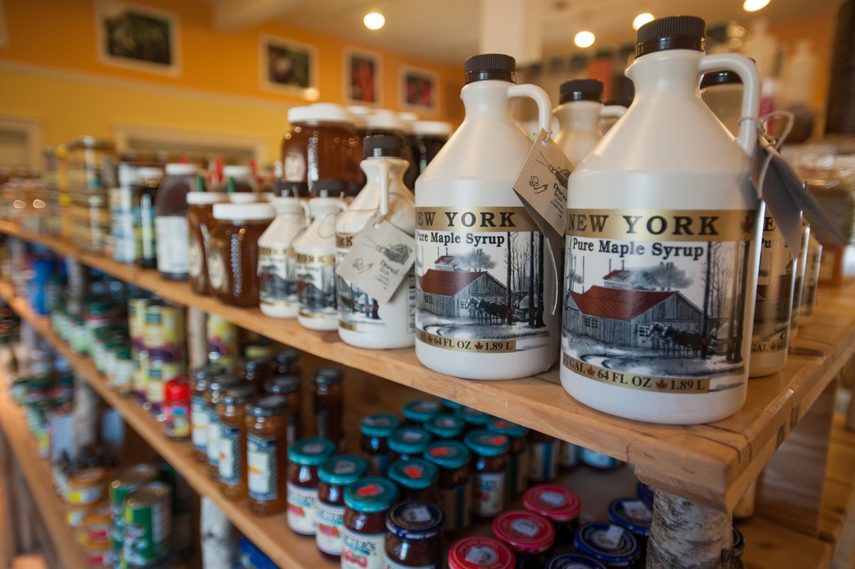 I_LOVE_NY's tweet photo. Have you added #MapleWeekends in NYS to your March getaway list? Learn more about the tastings, demonstrations & events happening around the state here: https://t.co/2BvT6BzM5u https://t.co/FEaDcq10i9