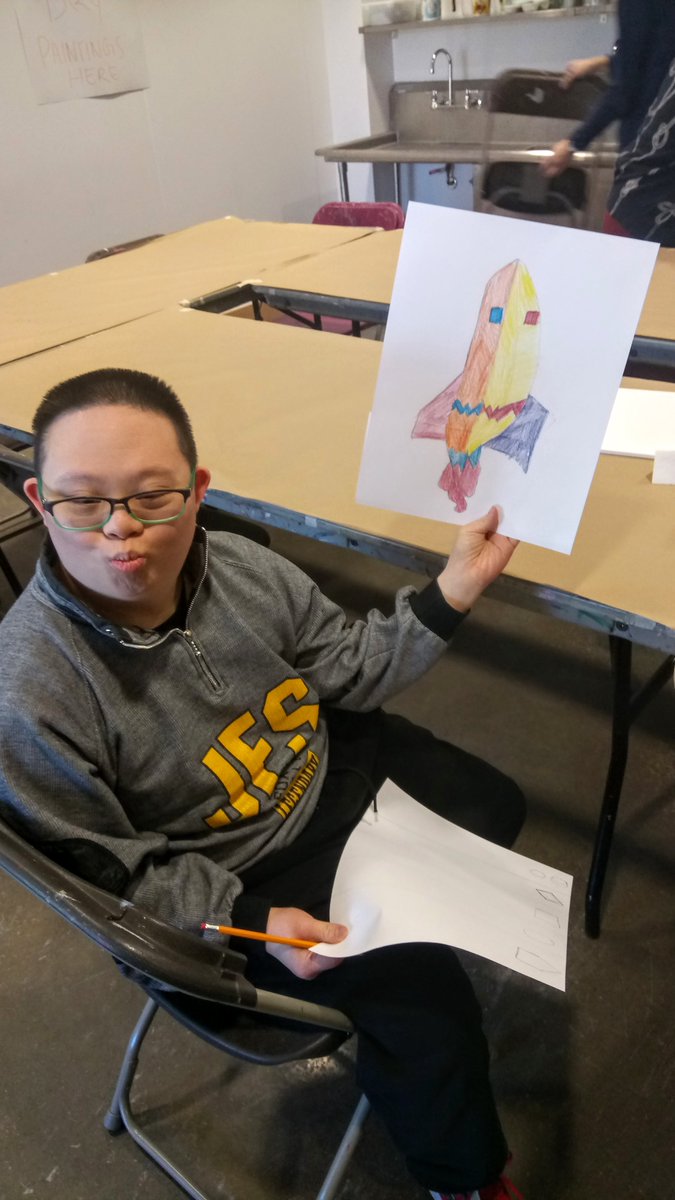 PaintASmileInfo's tweet photo. New #paintaSMILEprogram at @VarleyGallery - the students ❤️the space. Full class of 8 and reviewing some basic #artfoundations in shapes, lines, and #symmetry - #yorkregionarts #markham #nonprofit #artforall #DisabilityConfident #torontoarts https://t.co/dV3YwaIEDU
