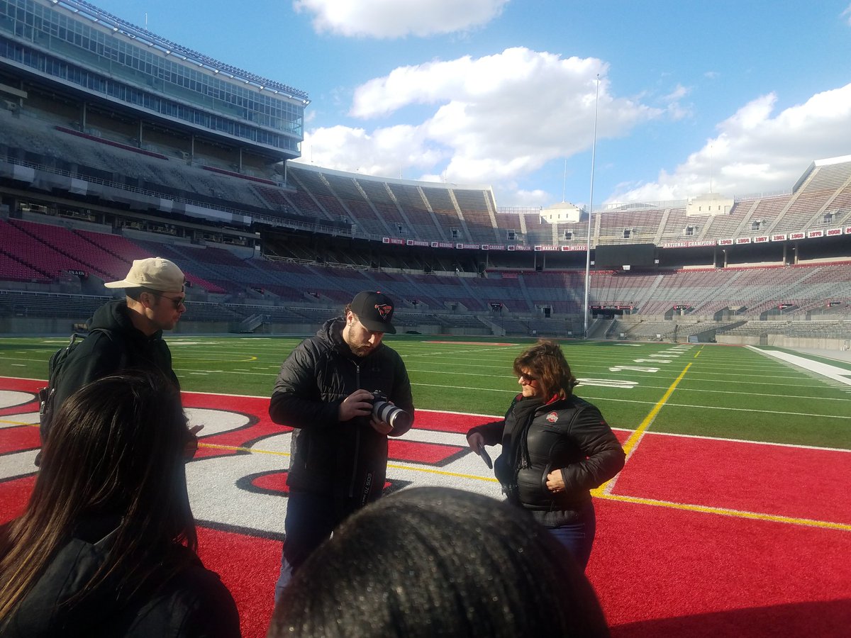AndreaMurch's tweet photo. Learned some photography tips from @11W photographer Andrew and was challenged to take some photos #osusportsmedia https://t.co/jZ4LwOT70b