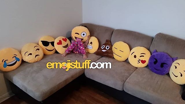 emojistuff's tweet photo. limited stock remaining!  some styles are already sold out.  go to https://t.co/EqTPm2XwPx to order, link in bio. https://t.co/SrvXvPcQIW https://t.co/eNIAGG9mcH