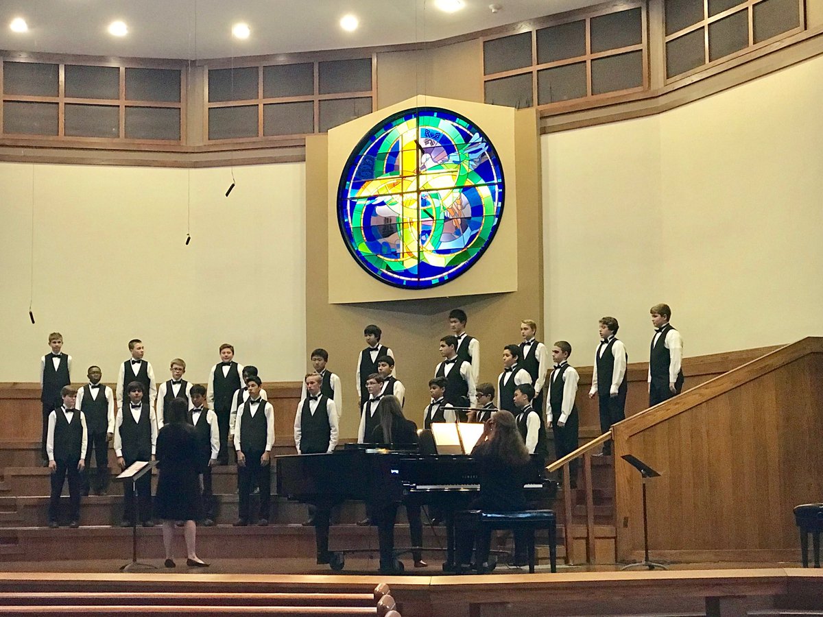SLJH Advanced Tenor Base Choir looking ready to amaze the judges at their UIL performance. So proud of these young men and their directors #7Lspartanpride #BeTheLegacy