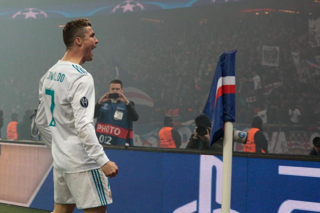 MadridistaFacts's tweet photo. 12 goals in 8 UCL games this season. Friendly reminder that this is still Cristiano's world and we're all just living in it https://t.co/FSk0PXQ7xT