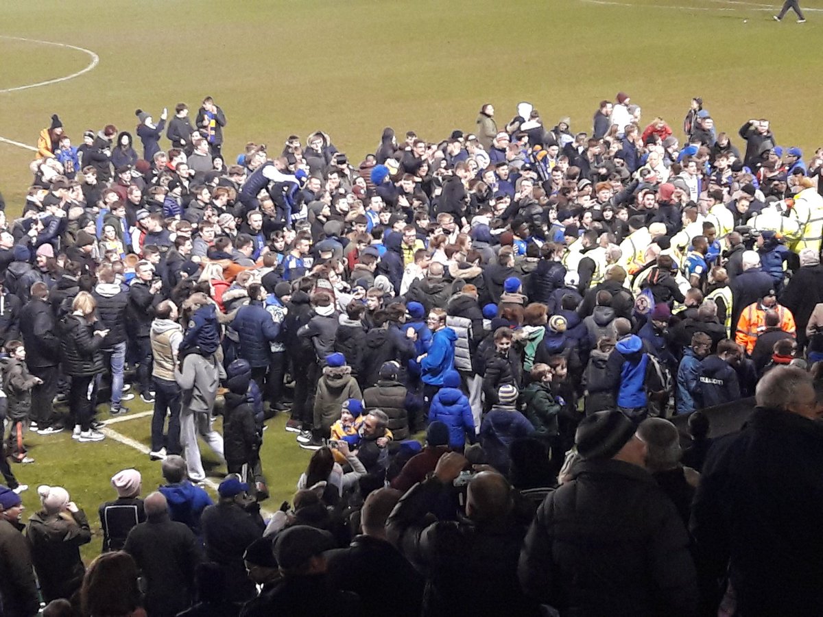 studunn21's tweet photo. #salop are off to Wembley!!!! Great scenes at the Meadow. Now let's see a Town team win at Wembley for the first time against Lincoln on April 8... https://t.co/ZCIsCaMsDd