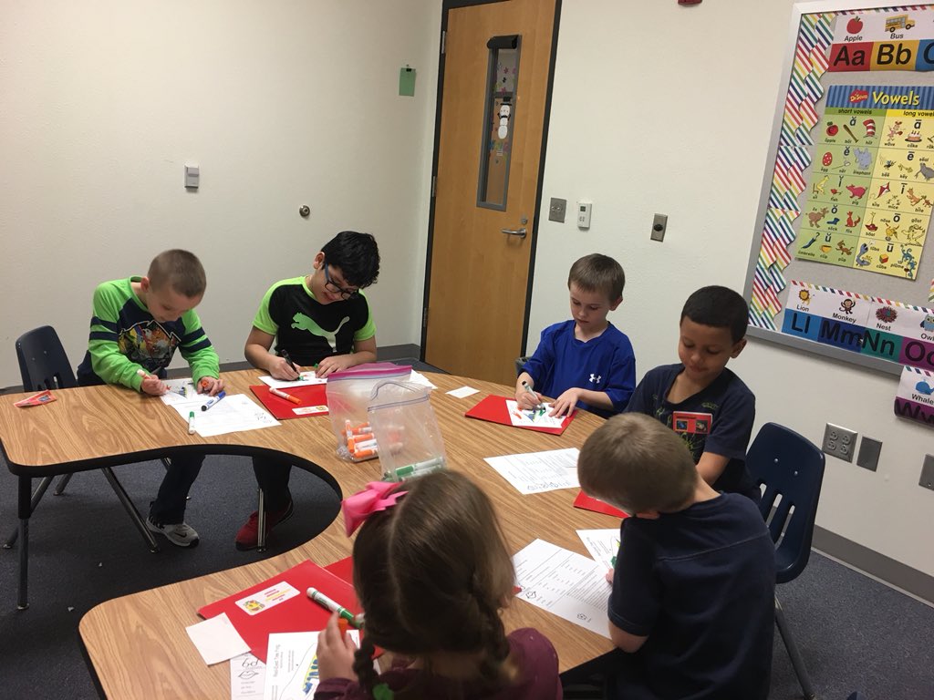 Our new ALPHA students at Malvern LOVED being Herpetologists studying the red eyed tree frog! #misdgt #MyMISD <a href="/MalvernES/">Malvern Elementary</a>