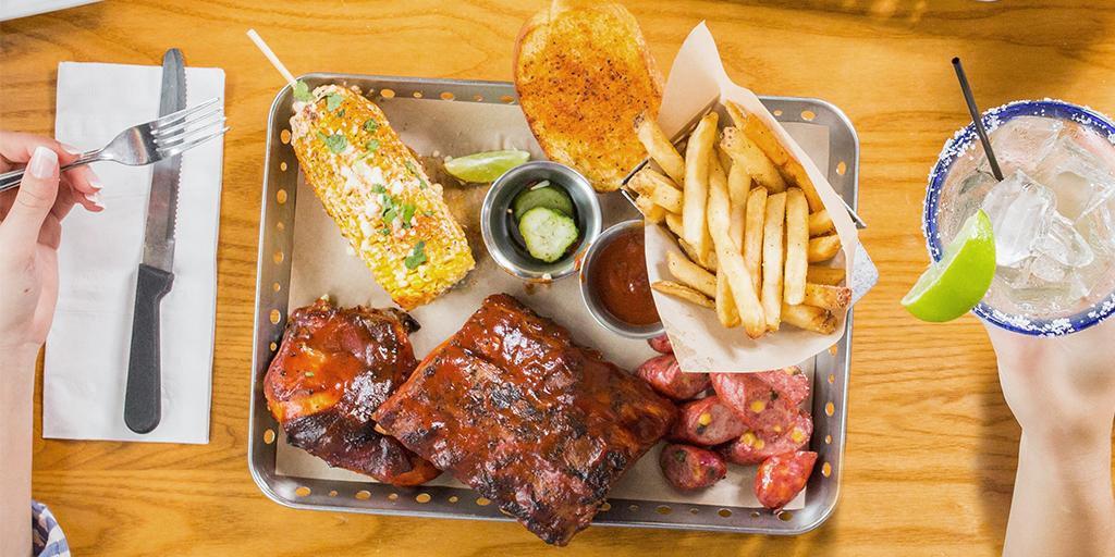 Chilis's tweet photo. Feast your eyes on this view. https://t.co/8QaH8XXU4G