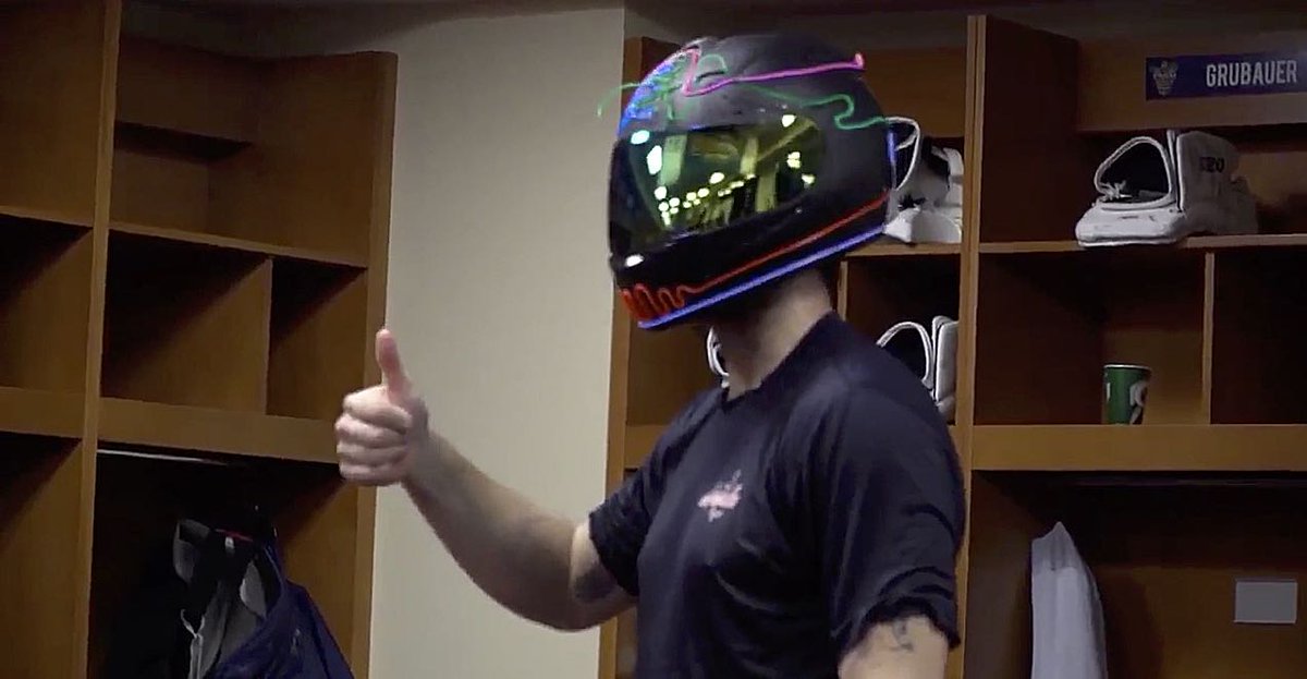 NHLCapitalsFan's tweet photo. The Caps are giving a LED light-up motorcycle helmet to their player of the game https://t.co/cCGxKjttwP #Capitals https://t.co/NmRvEuAyyz