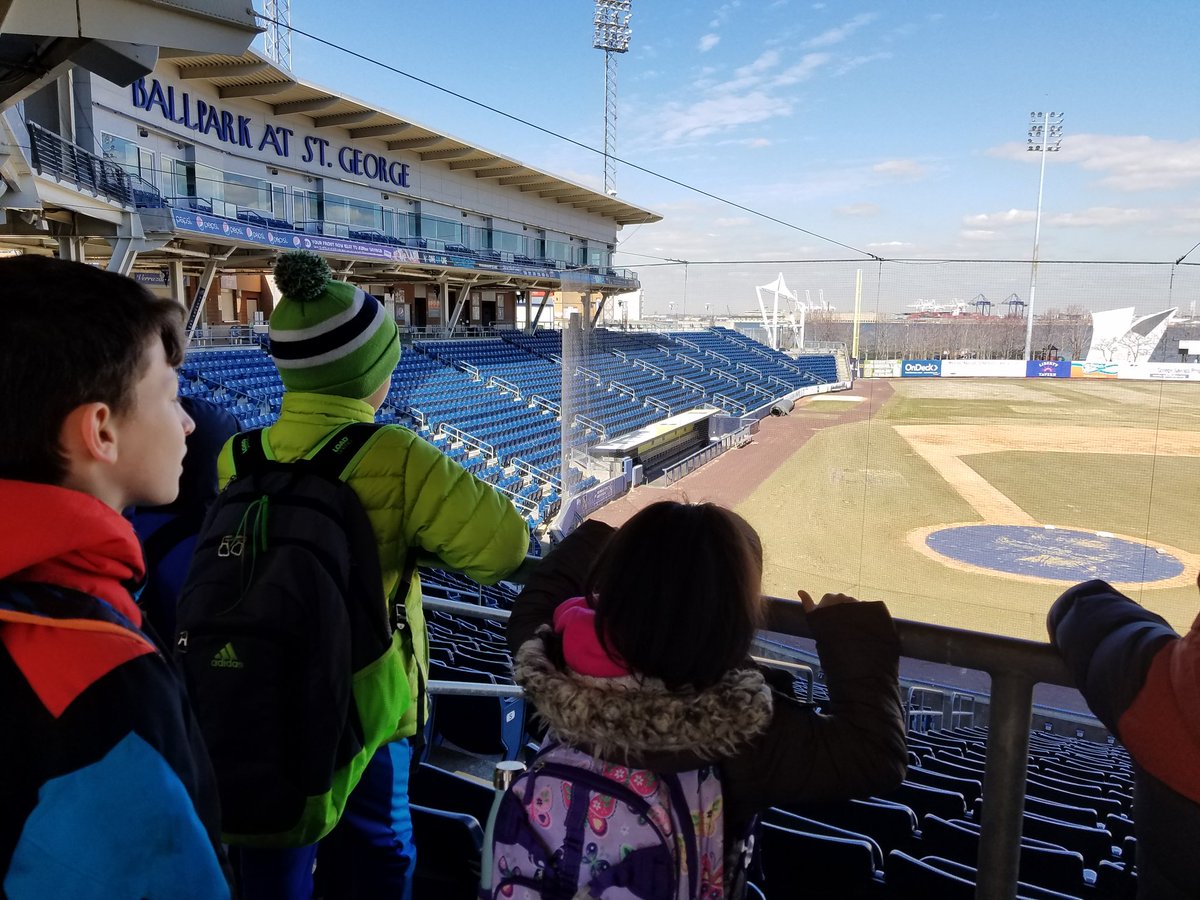 ElizaChung's tweet photo. Studying Baseball in NYC during @The_School #tscipw visiting @SIYanks stadium. Can't wait for the season! https://t.co/j8pNtuXV98