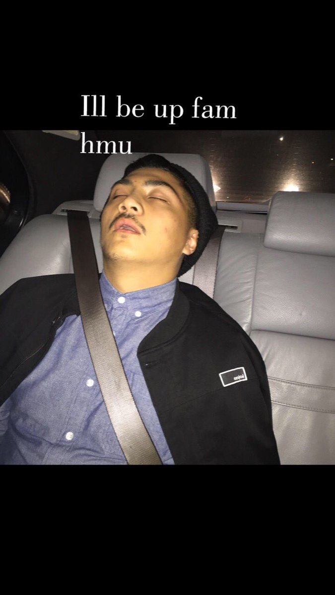 Rexgotdayams's tweet photo. CANT TAKE ME ANYWHERE LMAO. This is for my nonexistent Twitter fans. 😂😭☠️💩 PC:@itSaturn  #TeamBlackoutBoyz #Uglyass #Whosman https://t.co/4kDMwuCh51