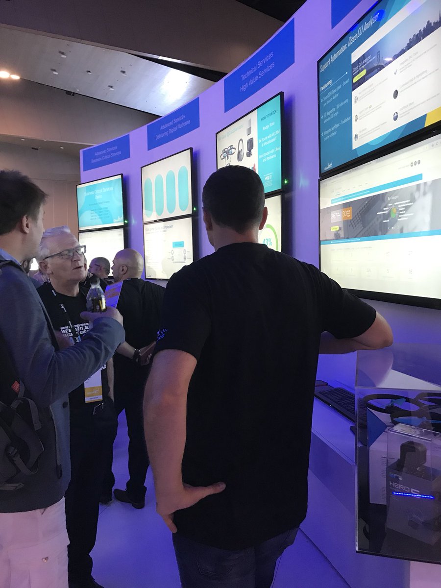 NealeRowe's tweet photo. Explaining Digital Support #CLMel #AccelerateIT https://t.co/imUyH6LsXm