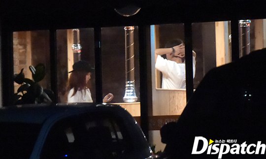 KoreanUpdates's tweet photo. Despite being denied, Dispatch released photos of #ParkShinHye #ChoiTaeJoon on a date back in 2017 and 2018 https://t.co/hY8SYLWy5M #KoreanUpdates VF https://t.co/HHmpnnC347