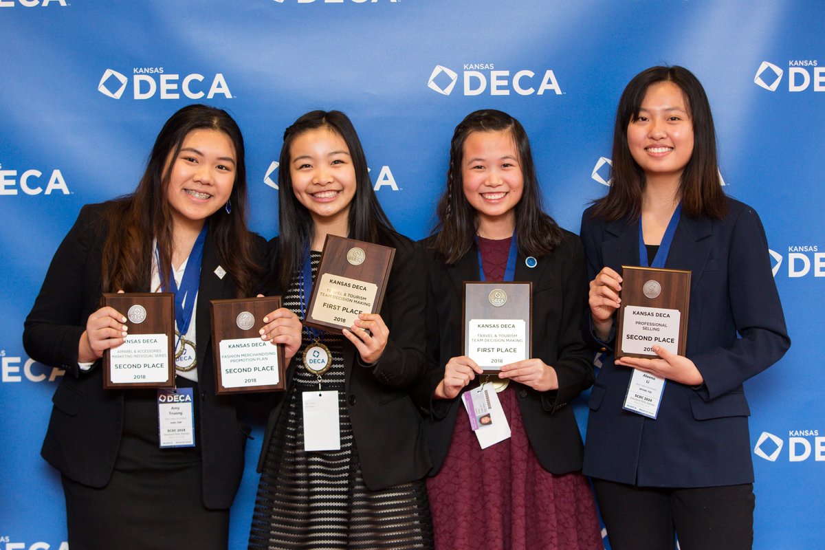 BVNWdeca's tweet photo. Thanks again to @KSDECA for hosting an awesome SCDC. #DECAICDC here we come! https://t.co/K0qh3uUdK4