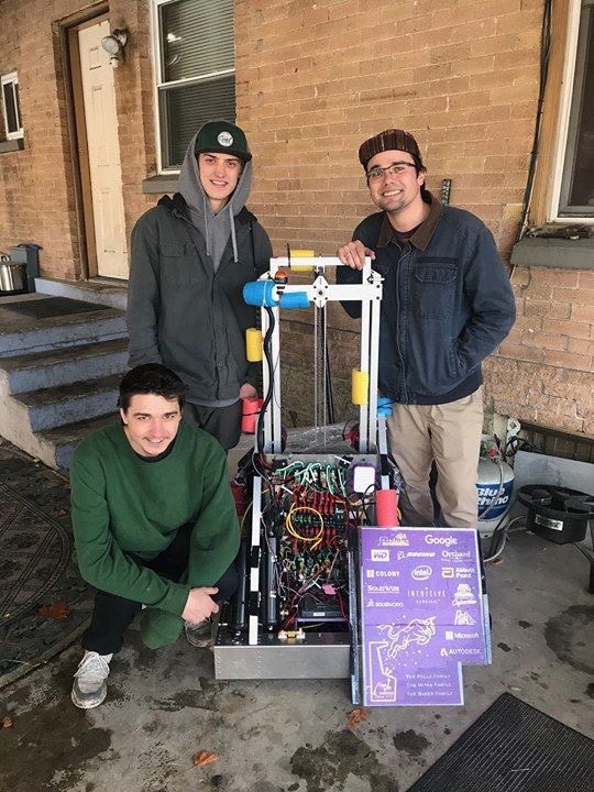 Earlier today, a few good samaritans recovered our robot and MVRT is proud to say that El Toro XXI is coming home! Check out the Facebook post for more info: facebook.com/mvrt115/posts/…