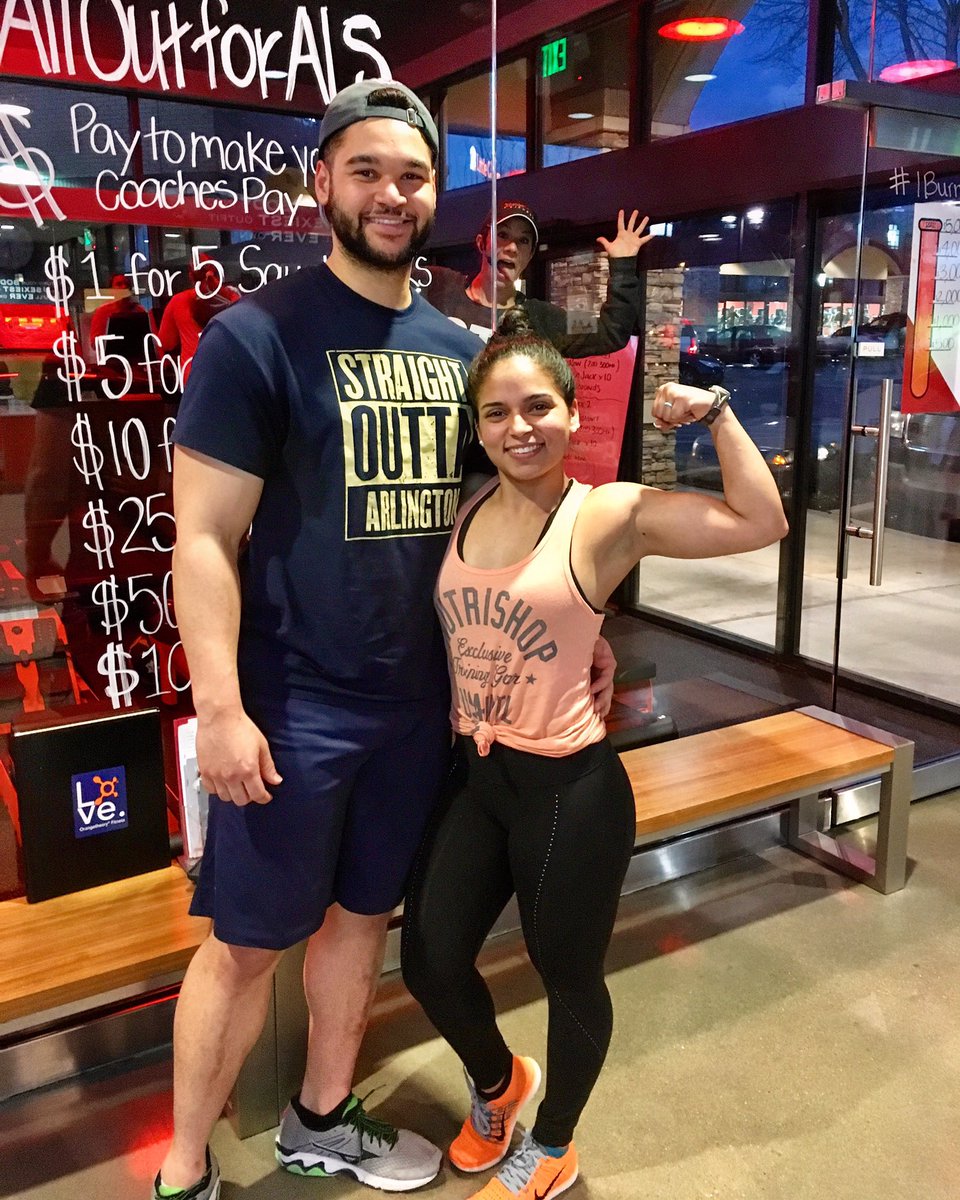juecedwards's tweet photo. The hubs and I burning for ALS. Lew did two 5ks, 1,500m row, 70 burpees, & 75 squat jacks. He has 2 more 5ks to go! I've done a 5k & 5,500m row! #IBurnForALS https://t.co/Kd5CePhUEo
