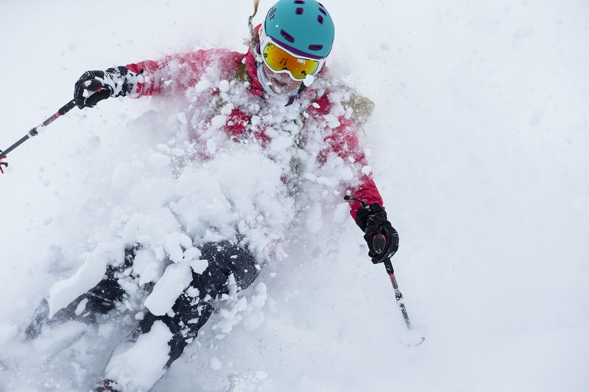 carolinegleich's tweet image. Skiing teaches you to be fierce and powerful. I’m going to take that same energy into our meetings about protecting public lands tomorrow with Senators and Representatives from UT, ID, MT and CO and business leaders from the @conservationalliance. #WeKeepItWild in Washington DC