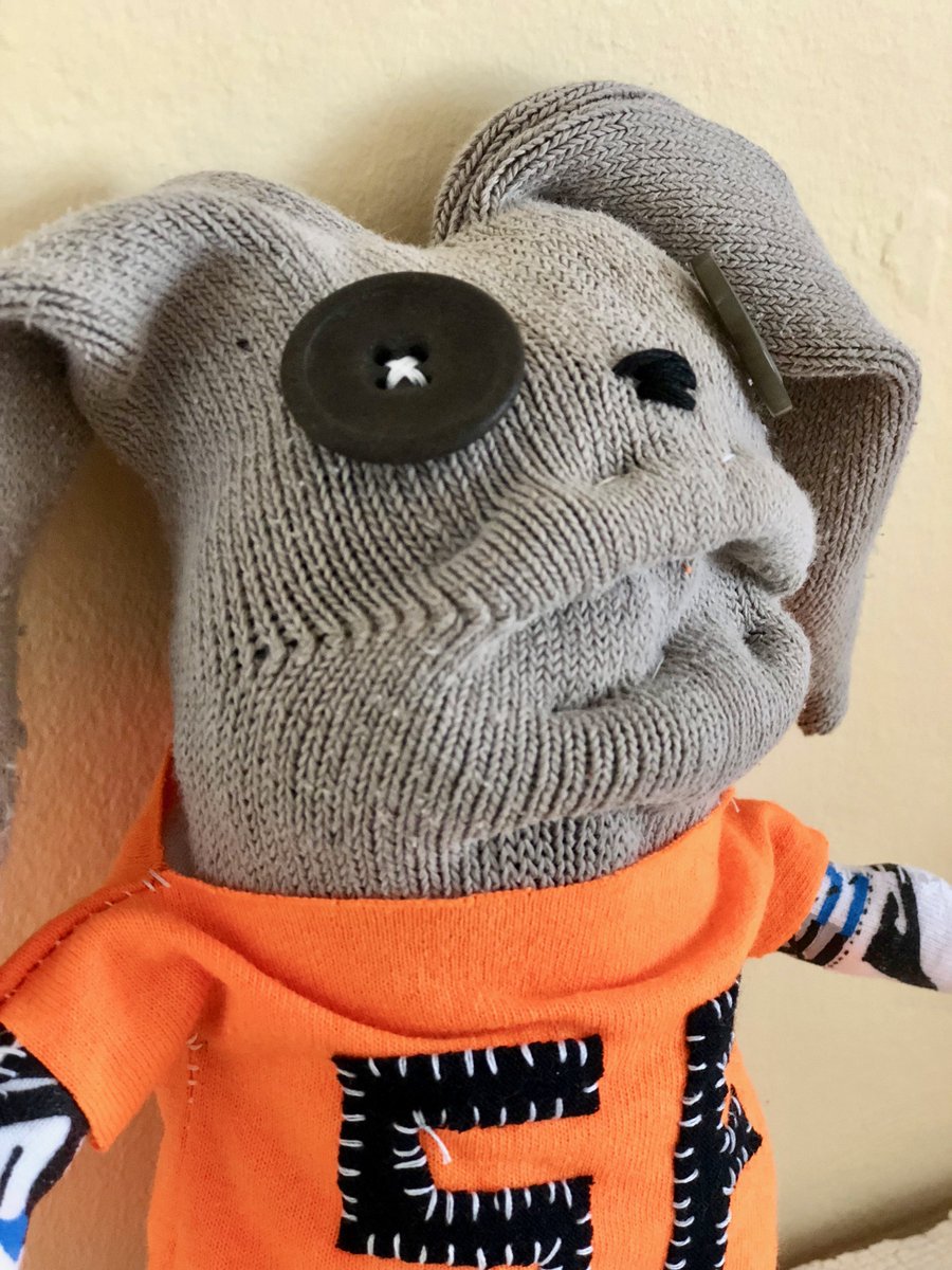 TeriDrobnick's tweet photo. Who could resist that face?
https://t.co/TKwYCYQx7K
#teesox #OOAK #ragdoll #bunny #SFGiants #giantsbaseball #plush #etsyshop #madewithlove #Easter #Sustainable https://t.co/xYsSKwwlJc