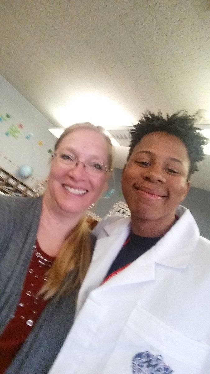 CCLSLadd's tweet photo. Terrific Tuesday:   2011 CCLS alumni Richard James taught the Mad Science class.... mind blowing! @CCLSChargers @cclsleet https://t.co/i5xoQhMtj1