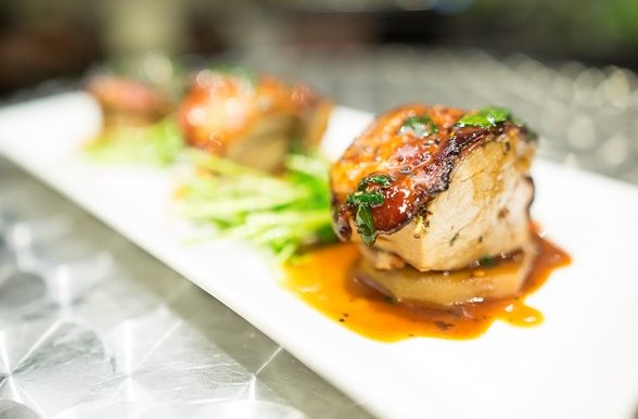 Survey shows many Ottawa restaurant owners worried about survival  ottawamatters.com/local-news/sur… #ottnews #ottawamatters https://t.co/5GUw7xM4d0