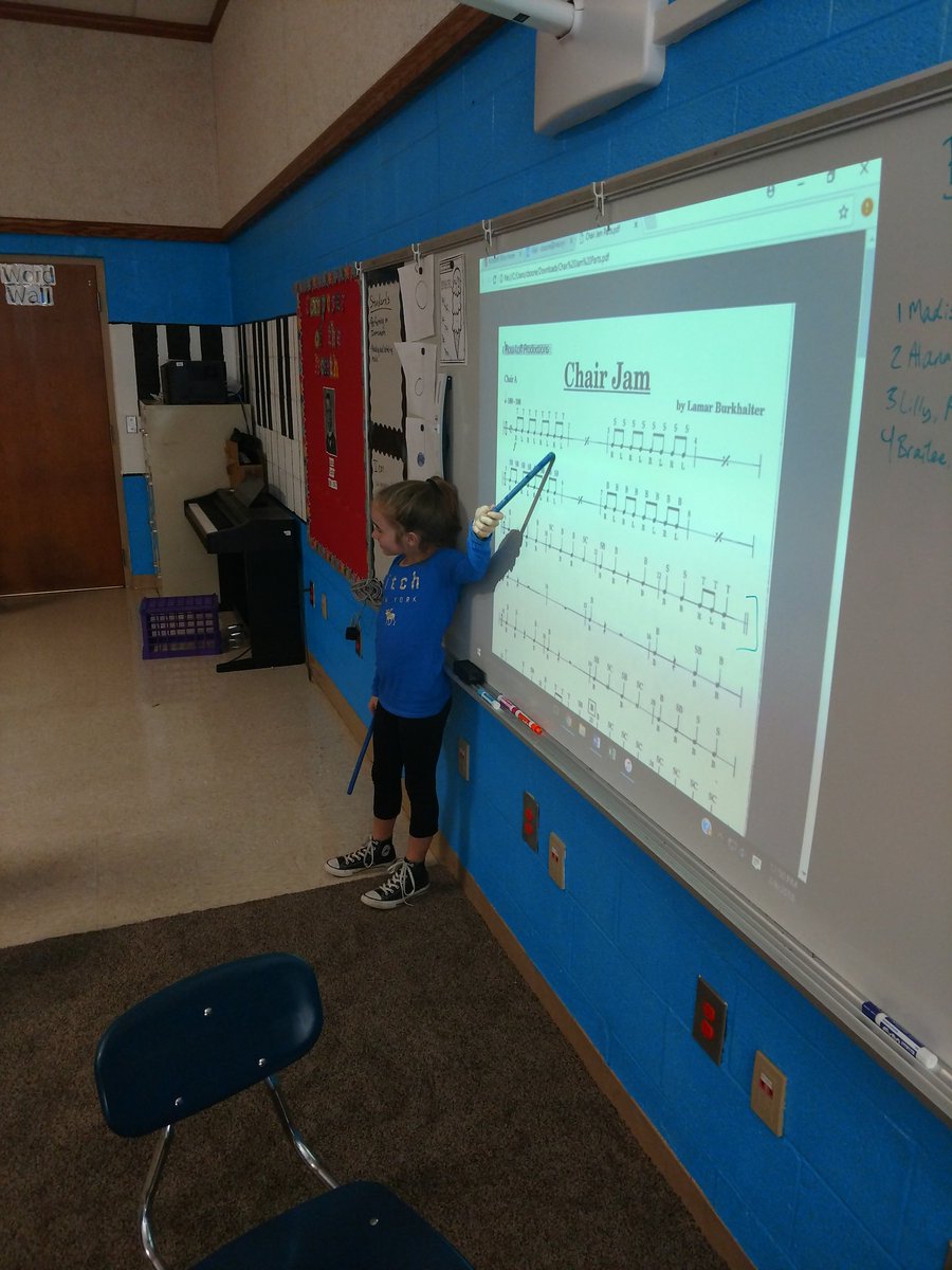 CalebCcb0310's tweet photo. I love it when students take the initiative to teach their peers! We're reading music in 4th grade! @howellprincipal #BuzzWorthy #ChairJam https://t.co/LshHp1zTD3
