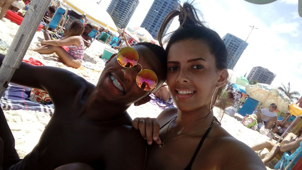 MenoShaiik's tweet photo. As grandes histórias começam por acaso. ❤ https://t.co/QmTLPxdO67