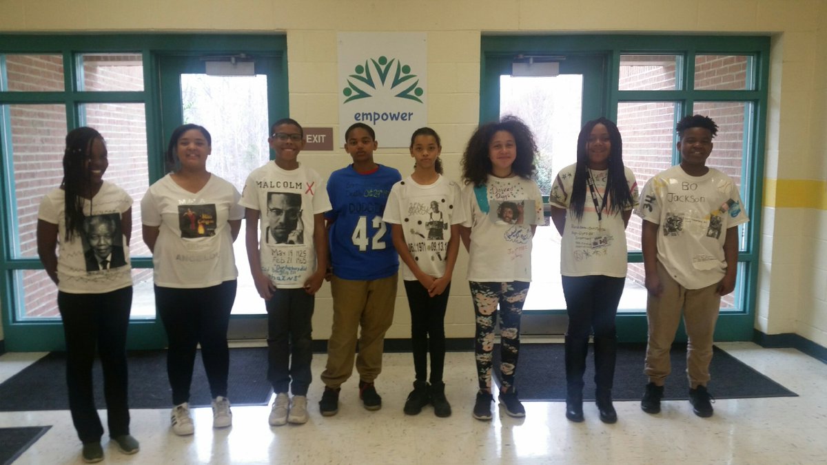 CharMeckSchools's tweet photo. These @mallardcreekes fifth grade scholars celebrated Black History Month by designing T-shirts!  A school-wide parade was held in the hallways so they could show off what they'd learned.  #CMSbhm https://t.co/mGOlxl6p5m