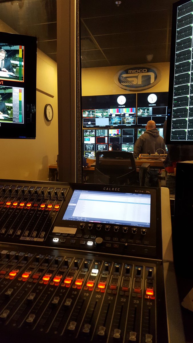 VasgaardMidcoSN's tweet photo. #MidcoSportsTonight LIVE from the @PREMIER_Center on @MidcoSN Talking #March2TheSummit @summithoops https://t.co/AbS1TkJAT9