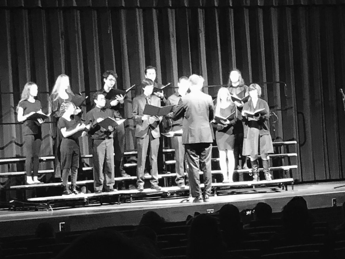 sgrothWMHS's tweet photo. WMHS Cadence performs a haunting arrangement of Shalom Chaverim. https://t.co/itBL1E7WF3