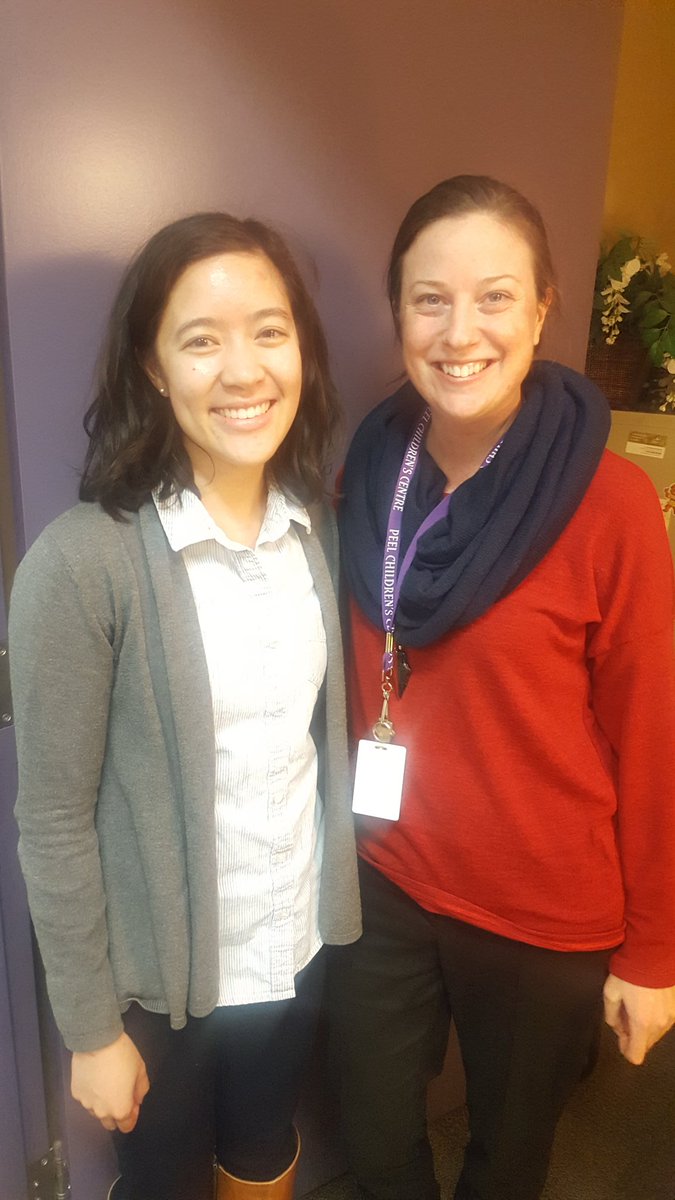 EveryMind_ca's tweet image. Nina and Meghan are online now for #PCCimpact. Nina supports children and youth in our #Counselling program and Meghan works with 0-6 year olds and their families on our Preschool Team. They are both Registered #SocialWorkers! #SWW2018