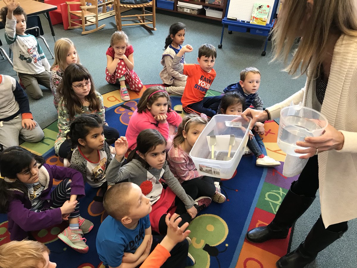 mooreuknow's tweet photo. We got to be civil engineers today and design our own dams! Thank you Ms. Johnston! @KnightsSTEAM @NTMKnightsAPS @APSscience @APSVirginia #NTMiLab #NTMSteam #KnightsRock https://t.co/yNu3QYlOsa