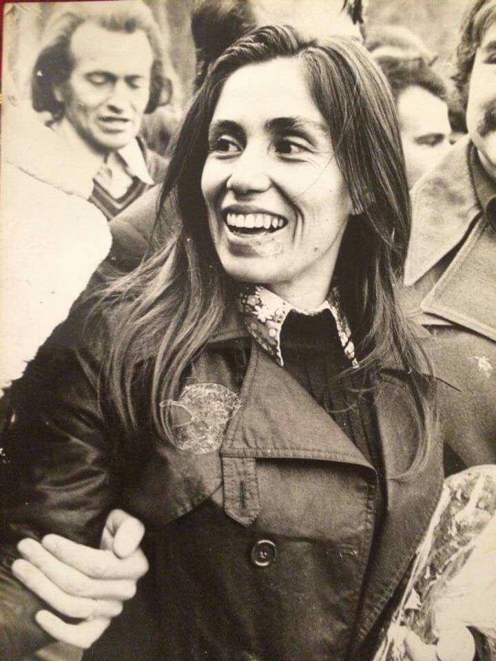 El 6 marzo 2005, nos dejó Gladys Marín 'Hay que luchar, luchar y seguir luchando, aunque en ello se nos vaya la vida'. A 13 años de su partida. #ValeLaPenaLuchar

Foto: Partido Comunista Chile.