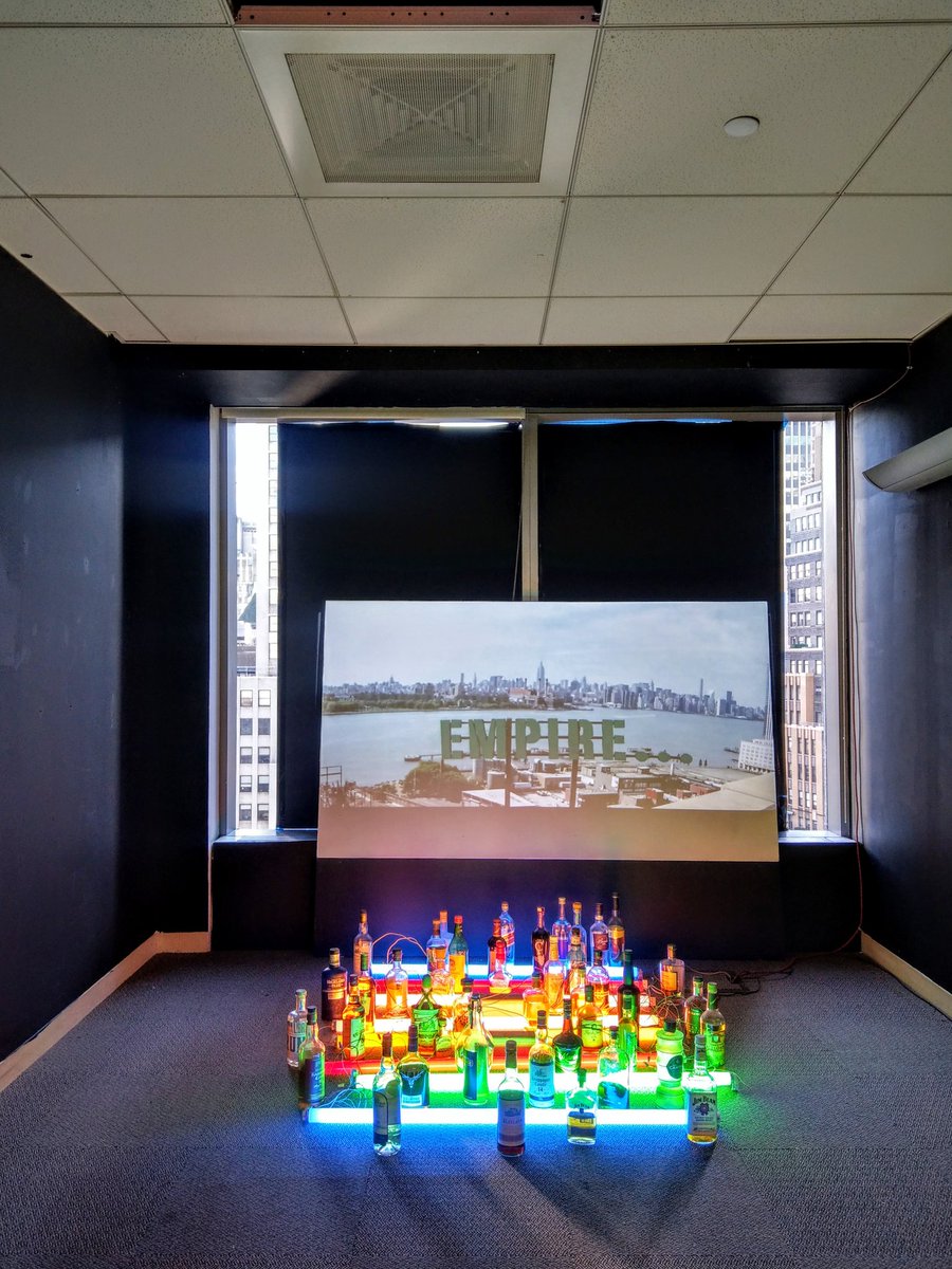 wdychen's tweet image. Kicking off the Armory Arts week with @springbreakartshow @thearmoryshow #thearmoryshow #thearmoryshow2018 #armoryarts #art #contemporaryart #modernart #artfair #artcollector #springbreakartshow @googlemaps @googlephotos @googlearts @htc #shotonhtc #timeoutnewyork