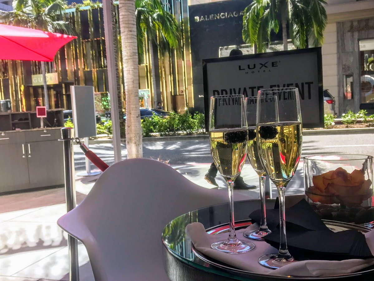 A little bubbly on #RodeoDrive... 

luxehotels.com/rodeodrive/

#rodeodrive #boutique #luxerodeo