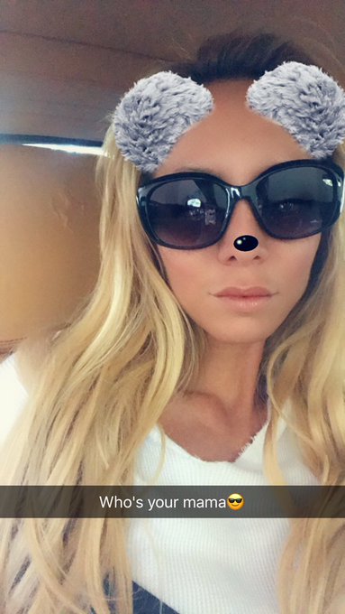 Boss Lady's be like... I can buy my own red bottoms💋 #bosslady https://t.co/gU8ECgRTsc<a href="/tag/bosslady"class="tags"><span>#bosslady</span></a>