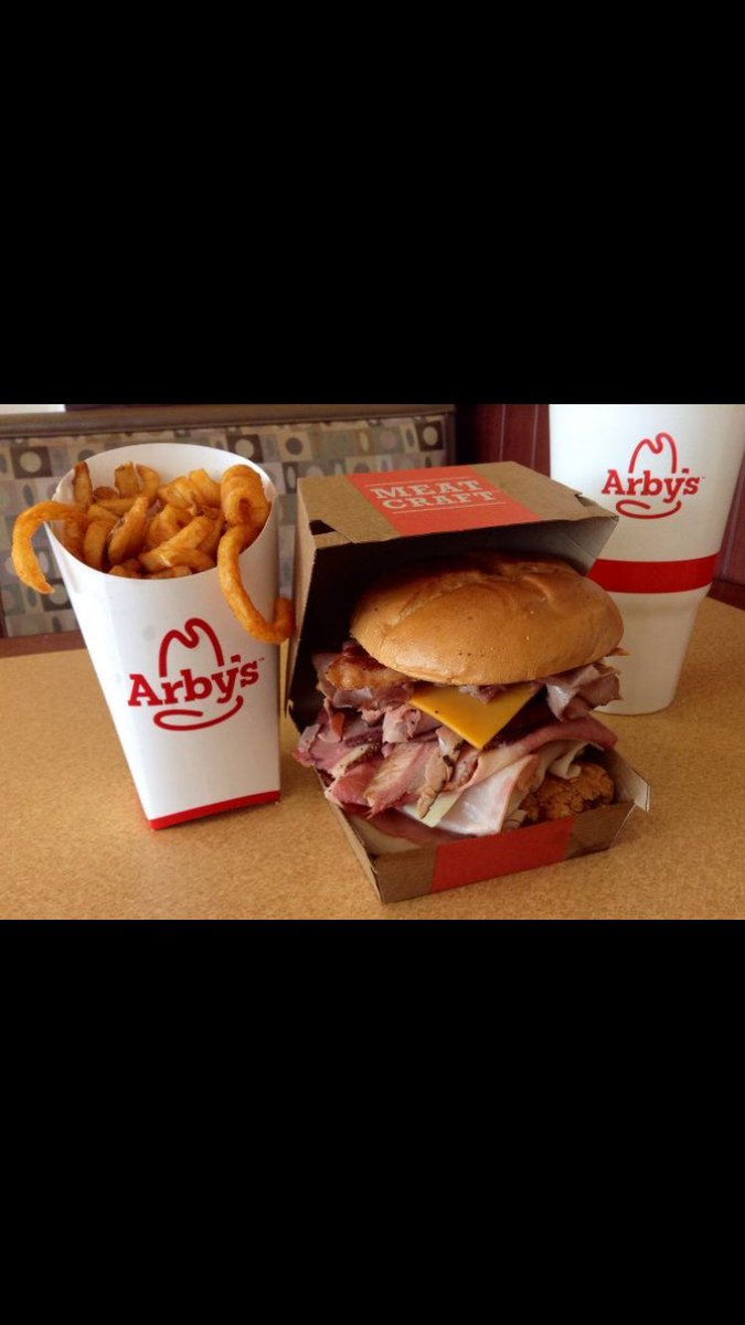 ErinandCorbin's tweet photo. Congratulations @matthewHunt16 on winning our giveaway!! You've won a $10 gift card to Arby's!!! Spend it wisely! https://t.co/IGxCYQcXvF