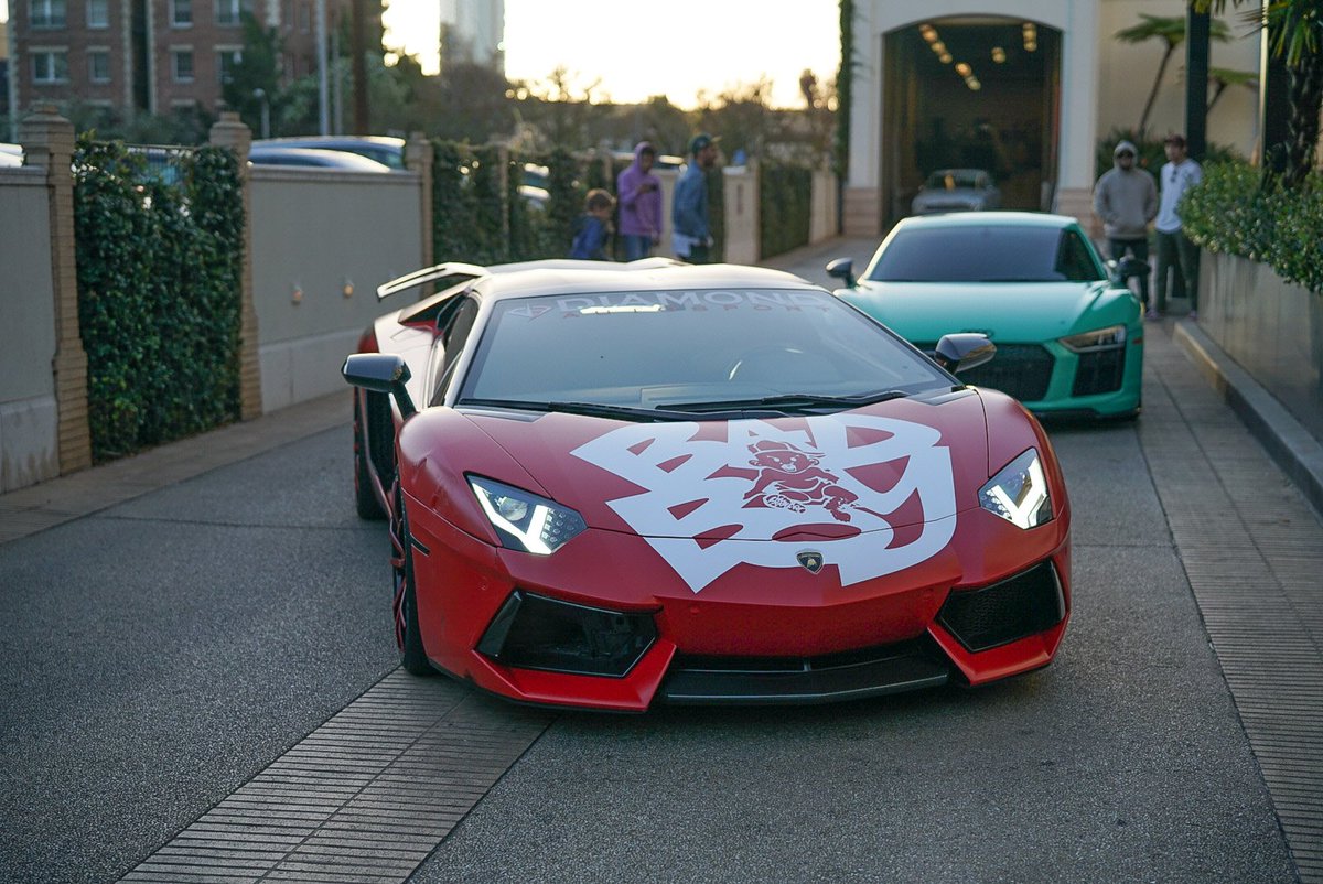 JohnPaulSweeny4's tweet photo. Photo I took of #JustinDiorCombs in his @Lamborghini Adventador courtesy of #DiamondMotorsport @BadBoyEnt @badboyrecords 

#Sony #sonyalpha #sonyartisans #sonygmaster #carphotography #exoticcars #SquadGoals https://t.co/JvBY5mhE0h
