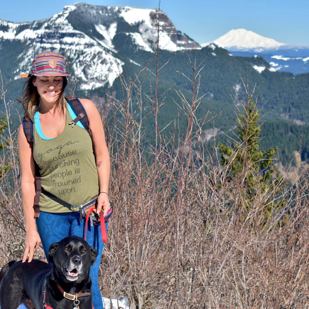 pdx_media's tweet photo. Such a gorgeous day at Hamilton Mountain in the #ColumbiaRiverGorge. It reminded me of how lucky I am to exist in the Pacific Northwest. #PNWpride #exploregon #hiking #portlandsun #pnwlife #hamiltonmountain #hike #oregonian #thisisthelife https://t.co/MXV8rlEGCe