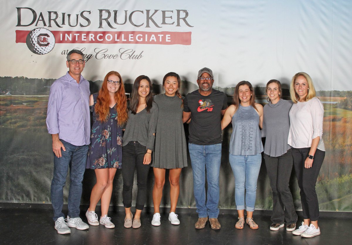 VandyWGolf's tweet photo. To all associated with the #DRI18, from @dariusrucker & the tourney committee to the @GamecockWGolf coaches & our Long Cove friends, a huge Thank You from the Commodores!
Tremendous hospitality, first-class event. https://t.co/458j6PRvl9