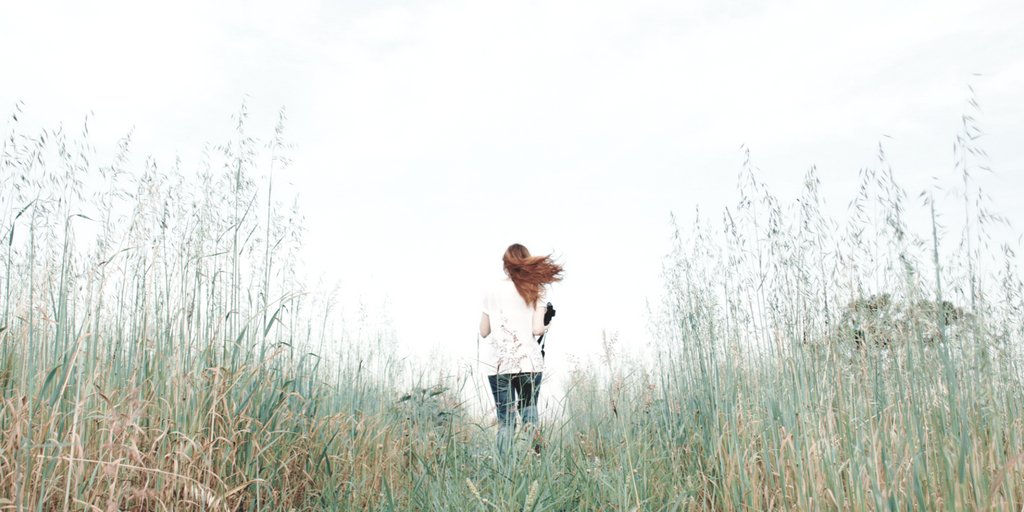 viho_app's tweet photo. What are your property goals? First home? Family home? Investment portfolio? Being clear about your goals will help get you there sooner. Start by downloading Viho – answer a few easy questions and you’ll be connected with a mortgage adviser in your area. Easy! First step done! https://t.co/ErNzpxHzEI