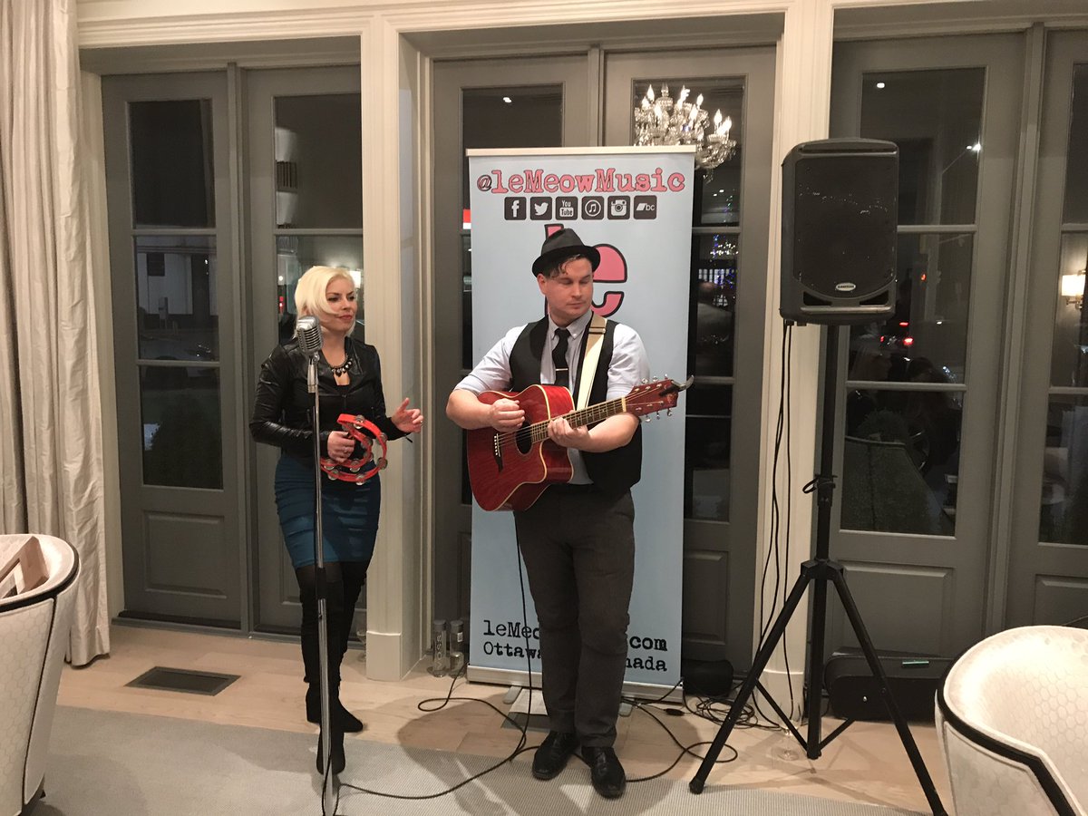 A beautiful evening to celebrate  #Westboro for being voted as the <a href="/ottawalifers/">Ottawa Life Magazine</a> Best Neighbourhood in the City
Great to see so many from the community here tonight! #BestInWestboro